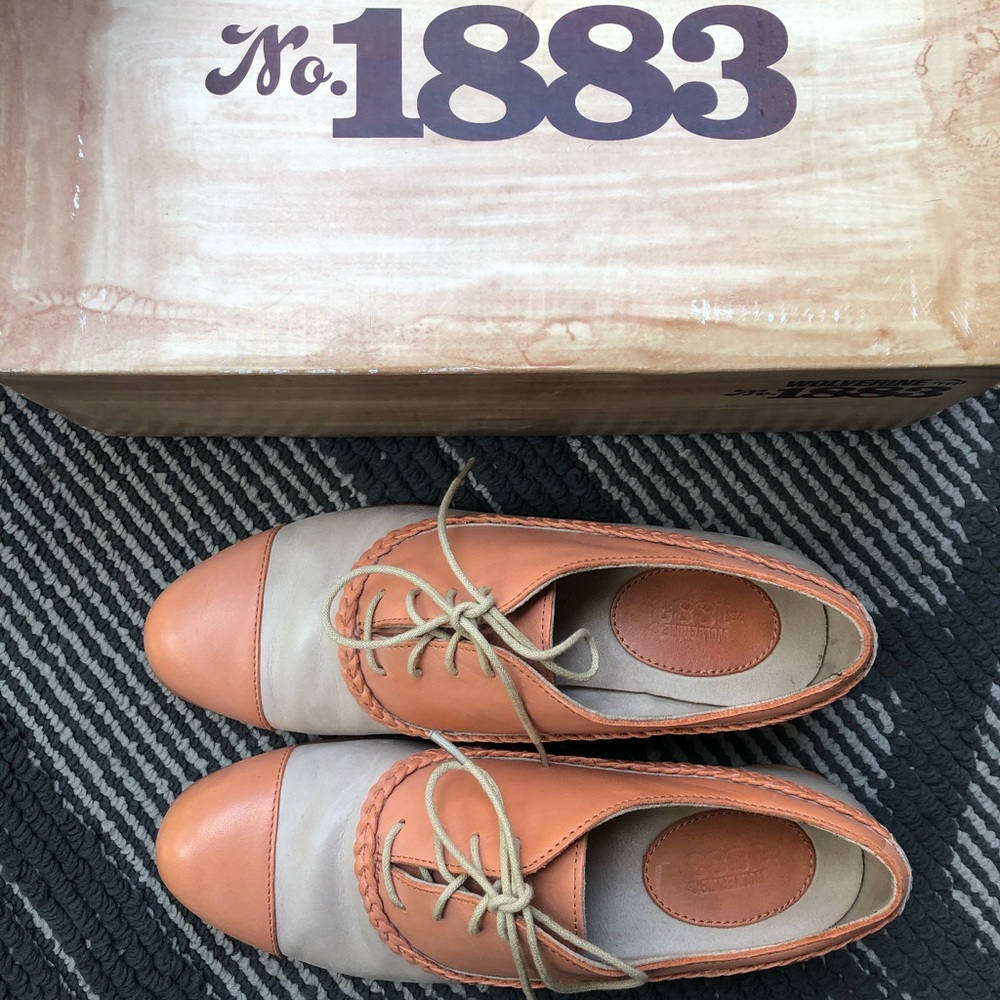 Size 7-Maisie Oxford Wolverine (peach/stone)